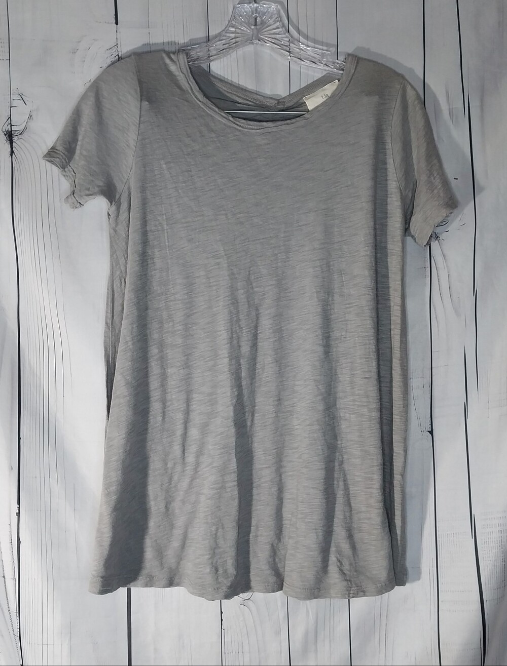 T.La Light Gray Short Sleeve Swing Casual Minimalist Athleisure Tee Tunic